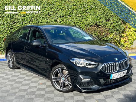 2023 BMW 2-Series 218i M-SPORT 1.5 // HALF LEATHER HEATED SEATS // PARKING SENSORS // APPLE CARPLAY/ANDROID AUTO