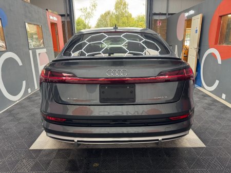 2022 Audi e-tron - photo 4