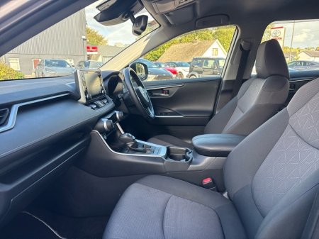 2019 Toyota RAV4 - photo 6