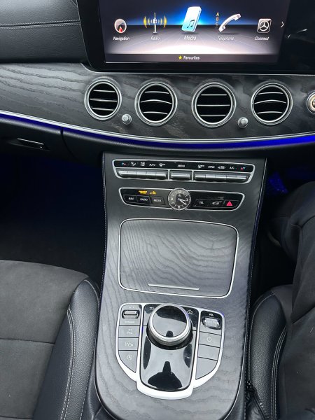 2018 Mercedes-Benz E-Class - photo 19
