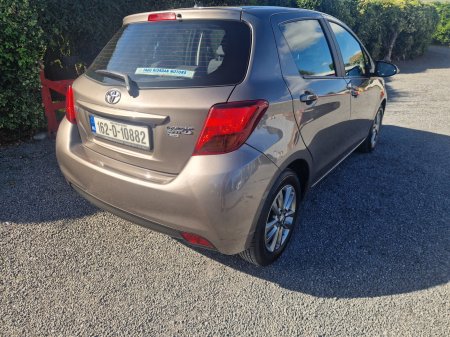 2016 Toyota Yaris - photo 4