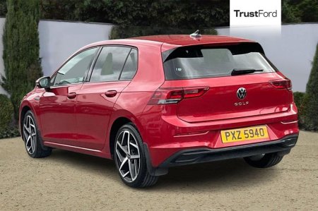 2021 Volkswagen Golf - photo 2