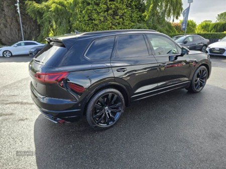2023 Volkswagen Touareg - photo 5