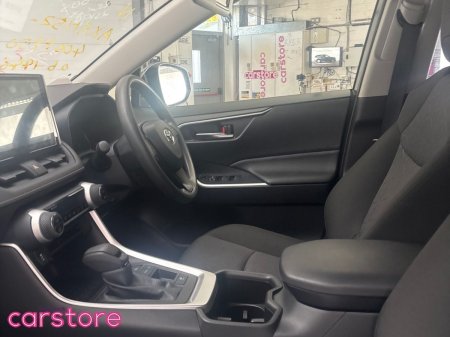 2021 Toyota RAV4 - photo 13
