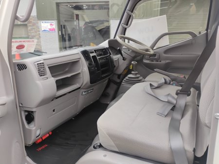 2015 Toyota Dyna - photo 5