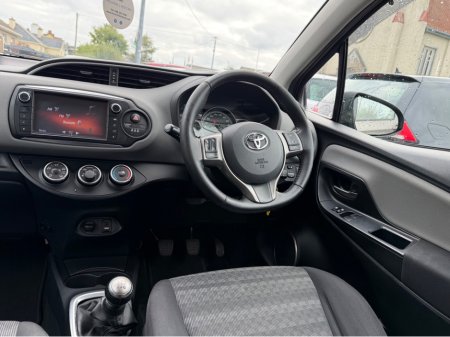 2016 Toyota Yaris - photo 18