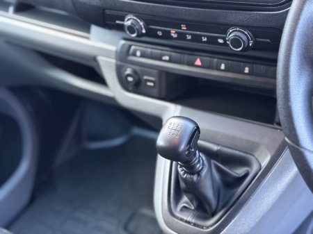 2020 Citroen Dispatch - photo 20