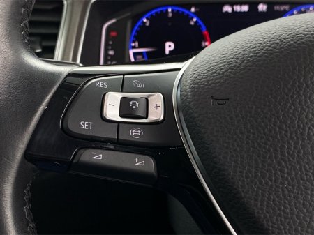 2021 Volkswagen T-Roc - photo 17