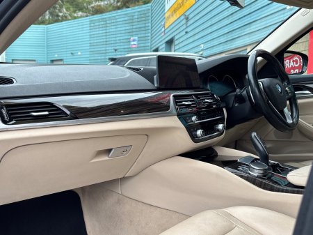 2017 BMW 5-Series - photo 20