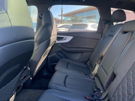 2025 Audi Q7 - photo 13