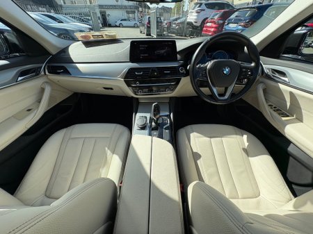 2018 BMW 5-Series - photo 25
