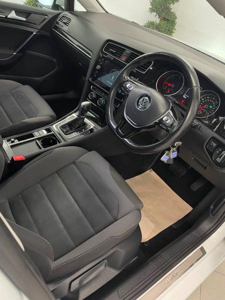 2017 Volkswagen Golf - photo 15