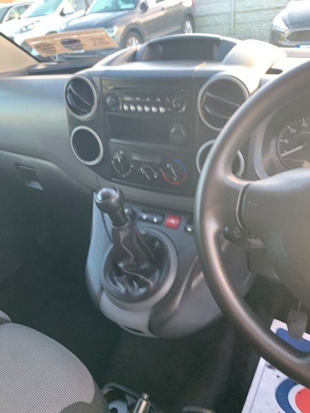 2018 Peugeot Partner - photo 4