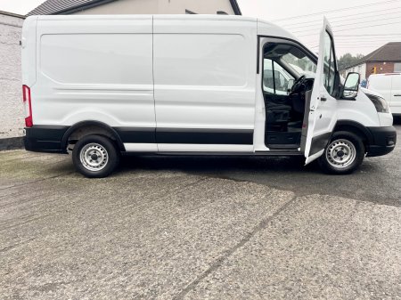 2022 Ford Transit - photo 3