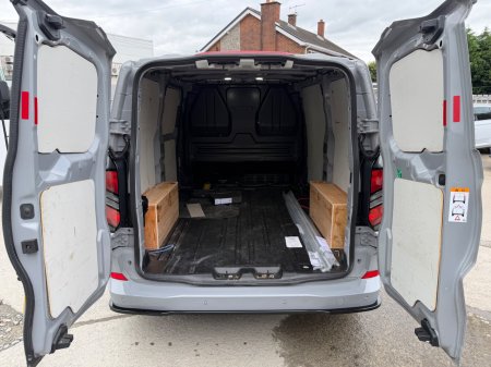 2024 Ford Transit Custom - photo 15