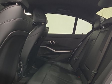 2026 BMW 3-Series - photo 11