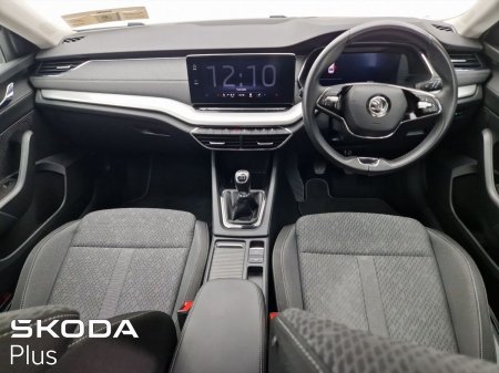 2023 Skoda Octavia - photo 2