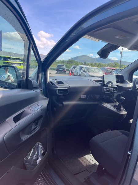 2026 Peugeot Partner - photo 8