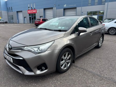 2015 Toyota Avensis - photo 3