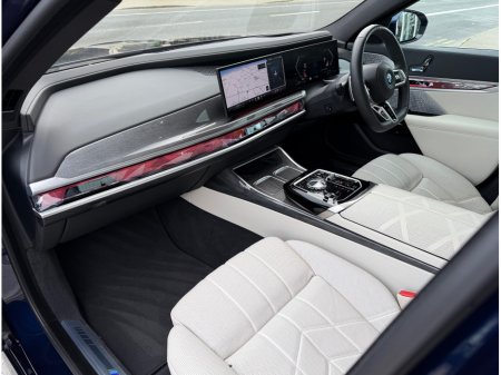 2023 BMW 7-Series - photo 16