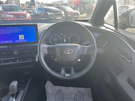 2024 Toyota C-HR - photo 9