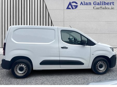 2023 Peugeot Partner - photo 3