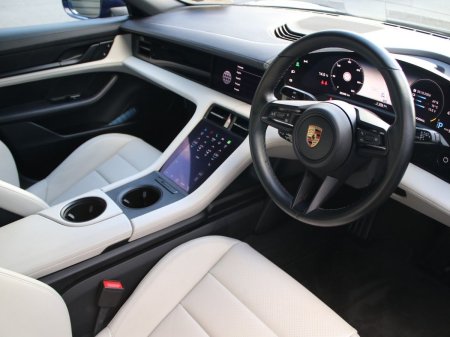 2023 Porsche Taycan - photo 8
