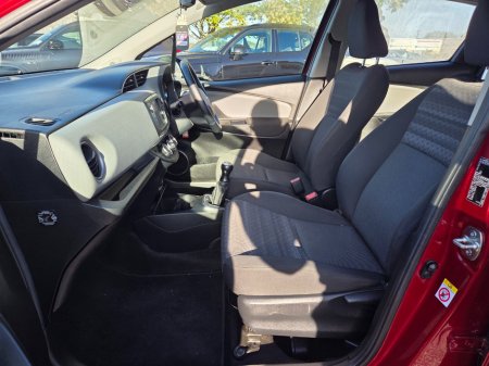 2017 Toyota Yaris - photo 9