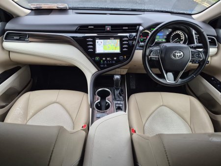 2020 Toyota Camry - photo 19