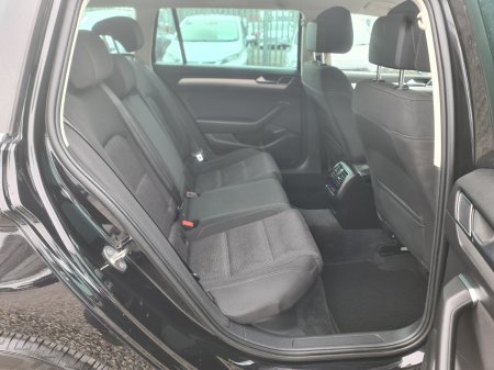 2019 Volkswagen Passat - photo 10