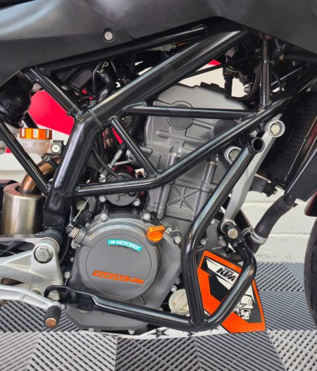 2012 KTM Duke - photo 12
