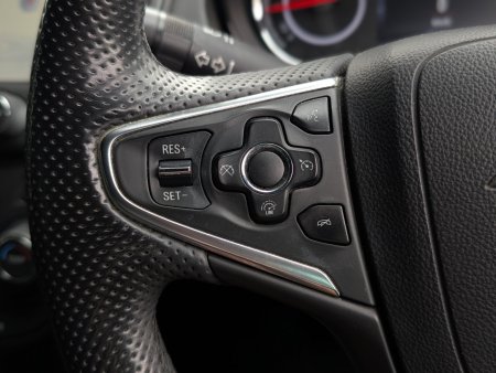 2015 Opel Insignia - photo 17