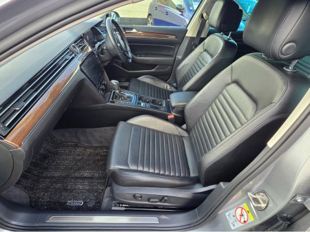 2018 Volkswagen Passat - photo 15