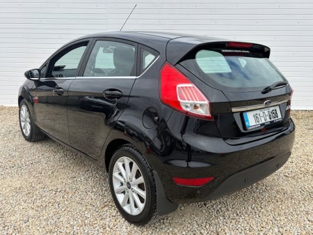 2016 Ford Fiesta - photo 11