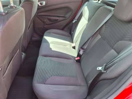2015 Ford Fiesta - photo 19