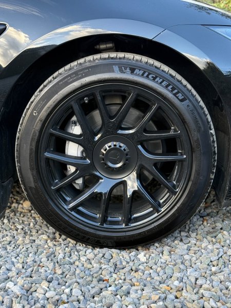 2025 Tesla Model 3 - photo 32