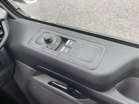 2026 Ford Transit Custom - photo 19