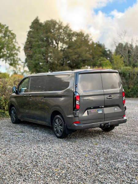 2025 Ford Transit Custom - photo 12