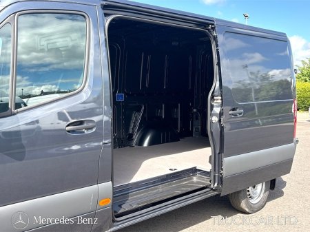 2026 Mercedes-Benz Sprinter - photo 8
