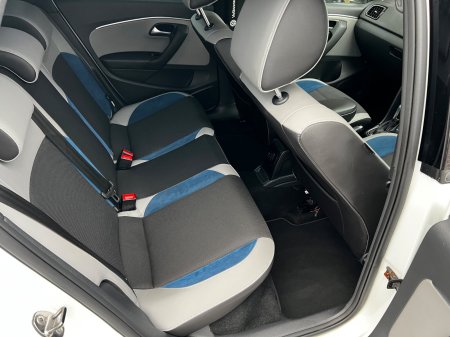 2014 Volkswagen Polo - photo 11