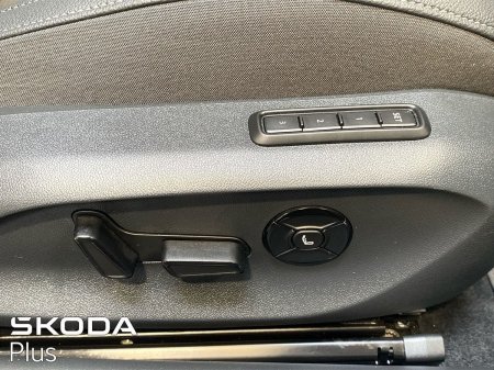 2025 Skoda Superb - photo 20