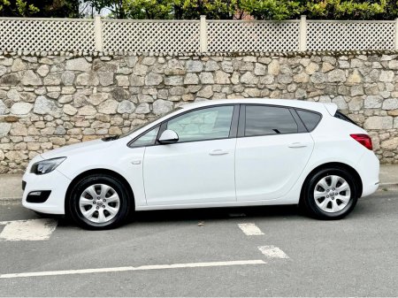 2015 Opel Astra - photo 3