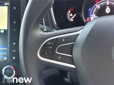 2020 Renault Megane - photo 18