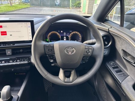 2025 Toyota C-HR - photo 9