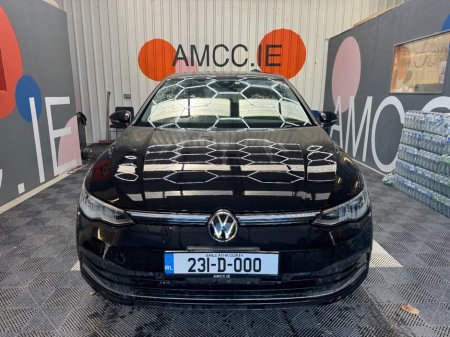 2023 Volkswagen Golf - photo 2