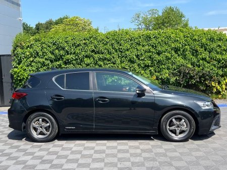 2019 Lexus CT - photo 2