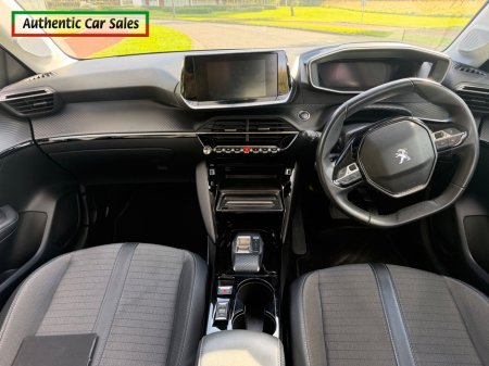 2022 Peugeot 208 - photo 11