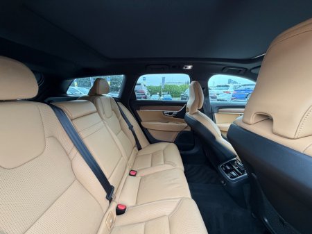 2019 Volvo V90 - photo 38