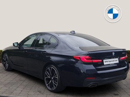 2023 BMW 5-Series - photo 2