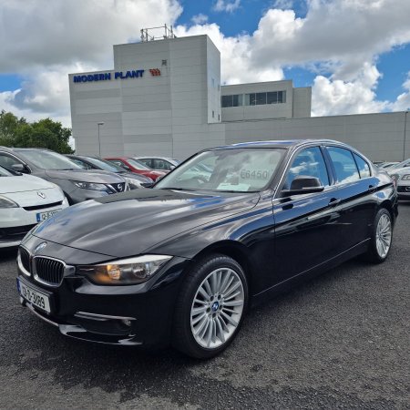 2013 BMW 3-Series 318D LUXURY